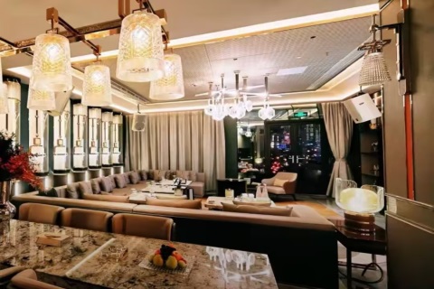 山南夜场诚聘女营销 专车接送提供住宿